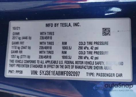 2021 Tesla Model 3 Standard Range Plus Rear-Wheel Drive z USA, uszkodzony, nr VIN 5YJ3E1EA8MF092097